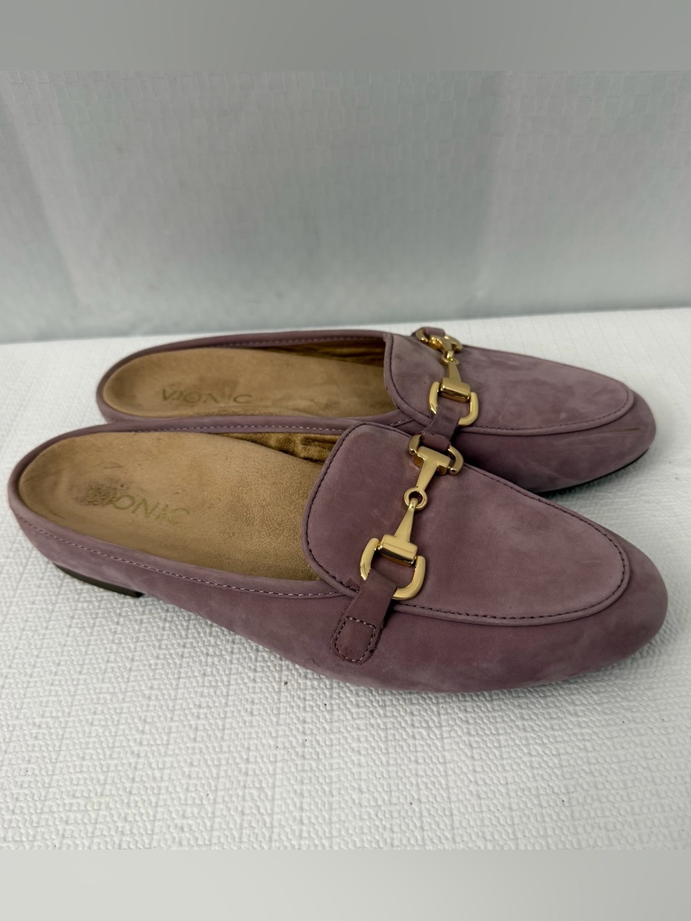 Vionic Adeline Mule Flat Shoes Womens Size 6.5 Purple Suede Slip On